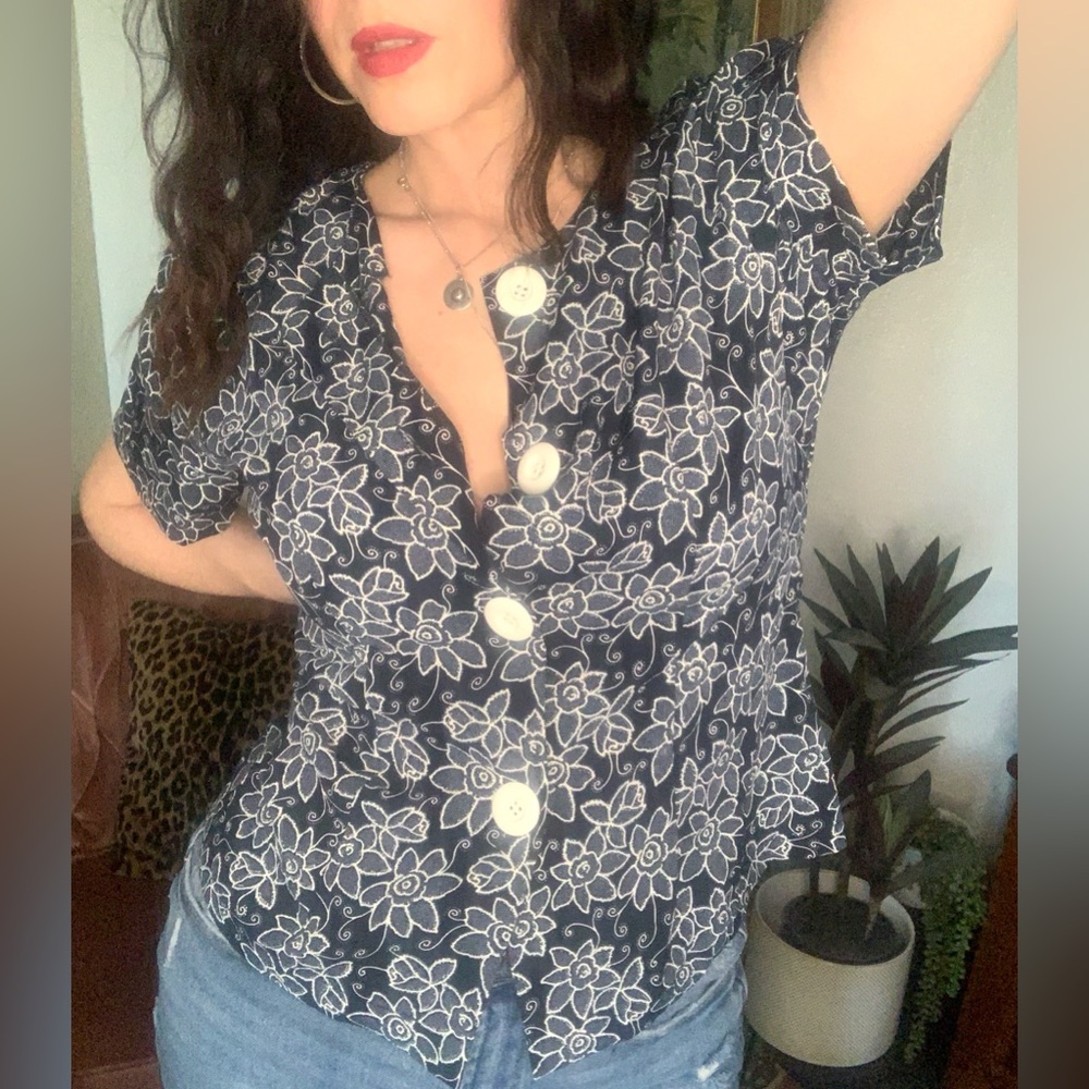 2/$30 Vintage Floral Button-Up Top